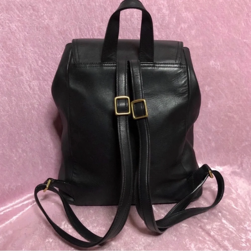 Coach Backpack 🖤 - Picture 5 of 11